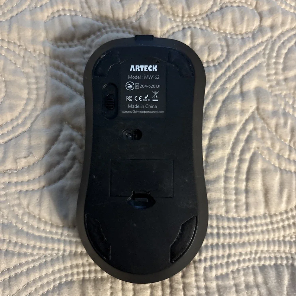 Arteck Slim Wireless Keyboard HW086 & Mouse MW162 Bundle, Rechargeable
